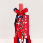 Πασχαλινή Αρωματική Λαμπάδα Miraculous Ladybug με Κρεμαστό Ξύλινο Ταμπελάκι με όνομα