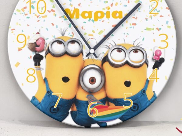 Ρολόι Τοίχου Minions με Όνομα
