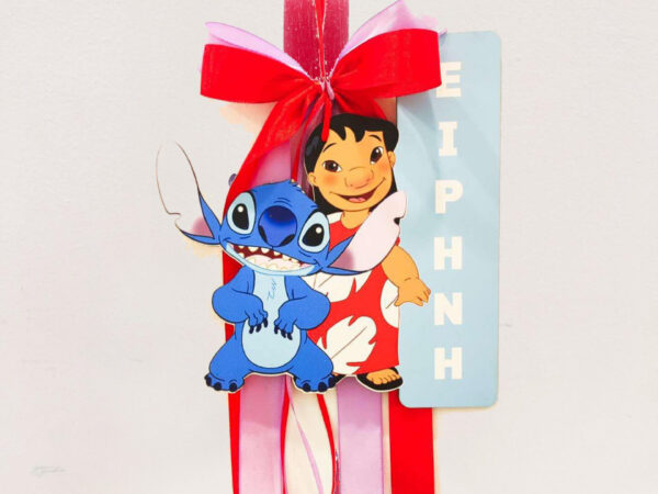 Πασχαλινή Αρωματική Λαμπάδα Lilo & Stitch με Κρεμαστό Ξύλινο Ταμπελάκι με όνομα
